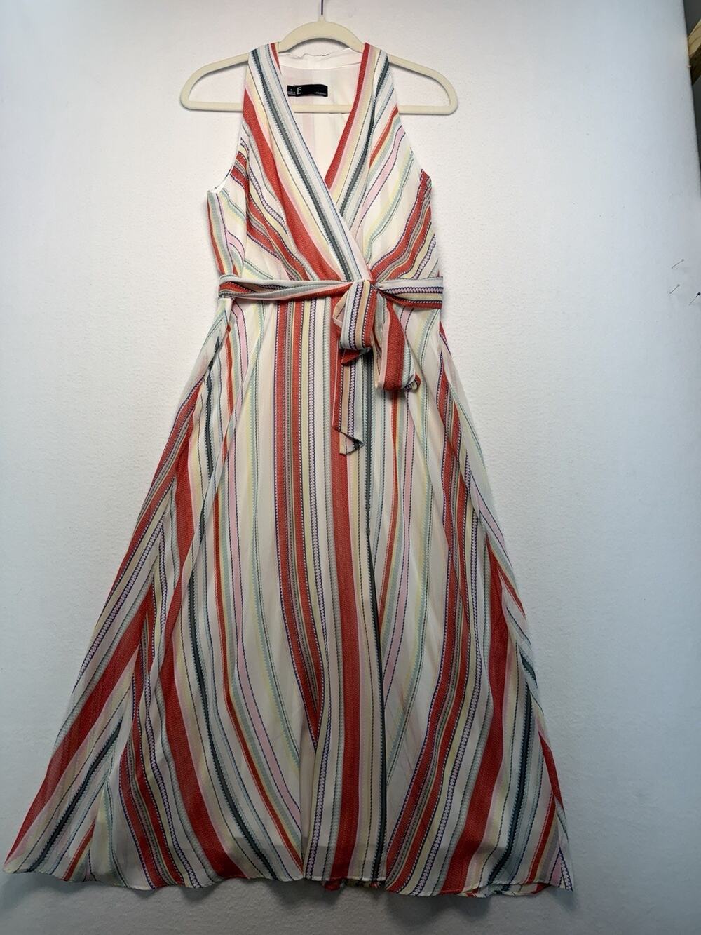 Leslie Fay Women size 6 Multi colored striped belted Maxi Sundress Spring Beach